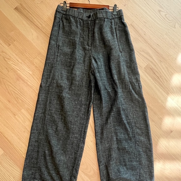 Brand new pants, never worn - Picture 2 of 5